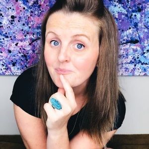 Meet your Posher, Ange